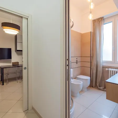 Apartment Gambara San Siro One Minute From The Metro *